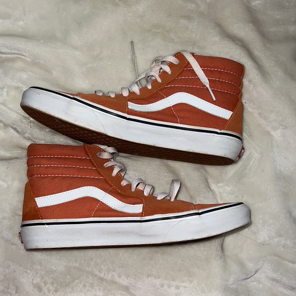 Vintage Vans! Worn like 2x and sat in closet for over a year! - Picture 2 of 8